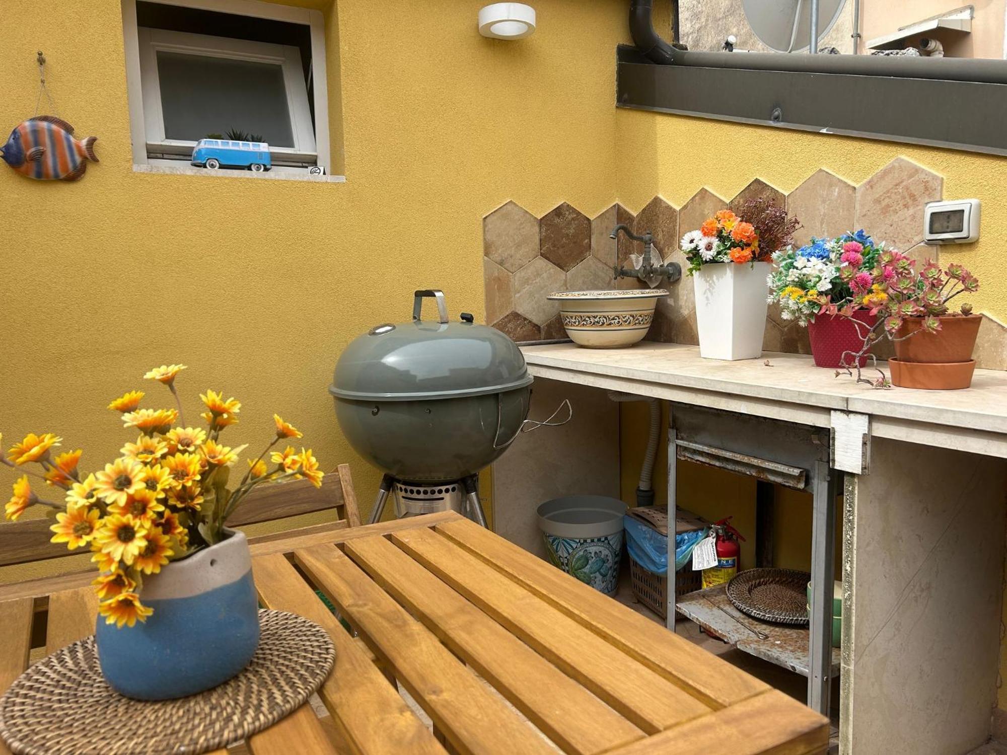 Ragusa Exclusive Flat With Terrace & Bbq Екстериор снимка