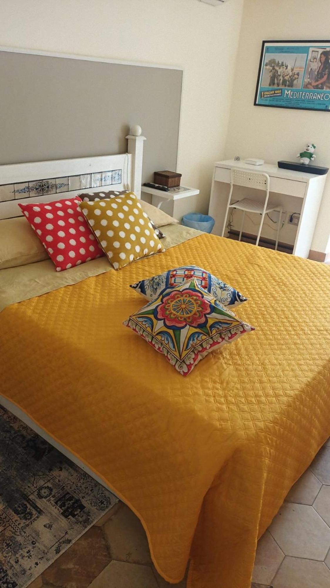 Ragusa Exclusive Flat With Terrace & Bbq Екстериор снимка