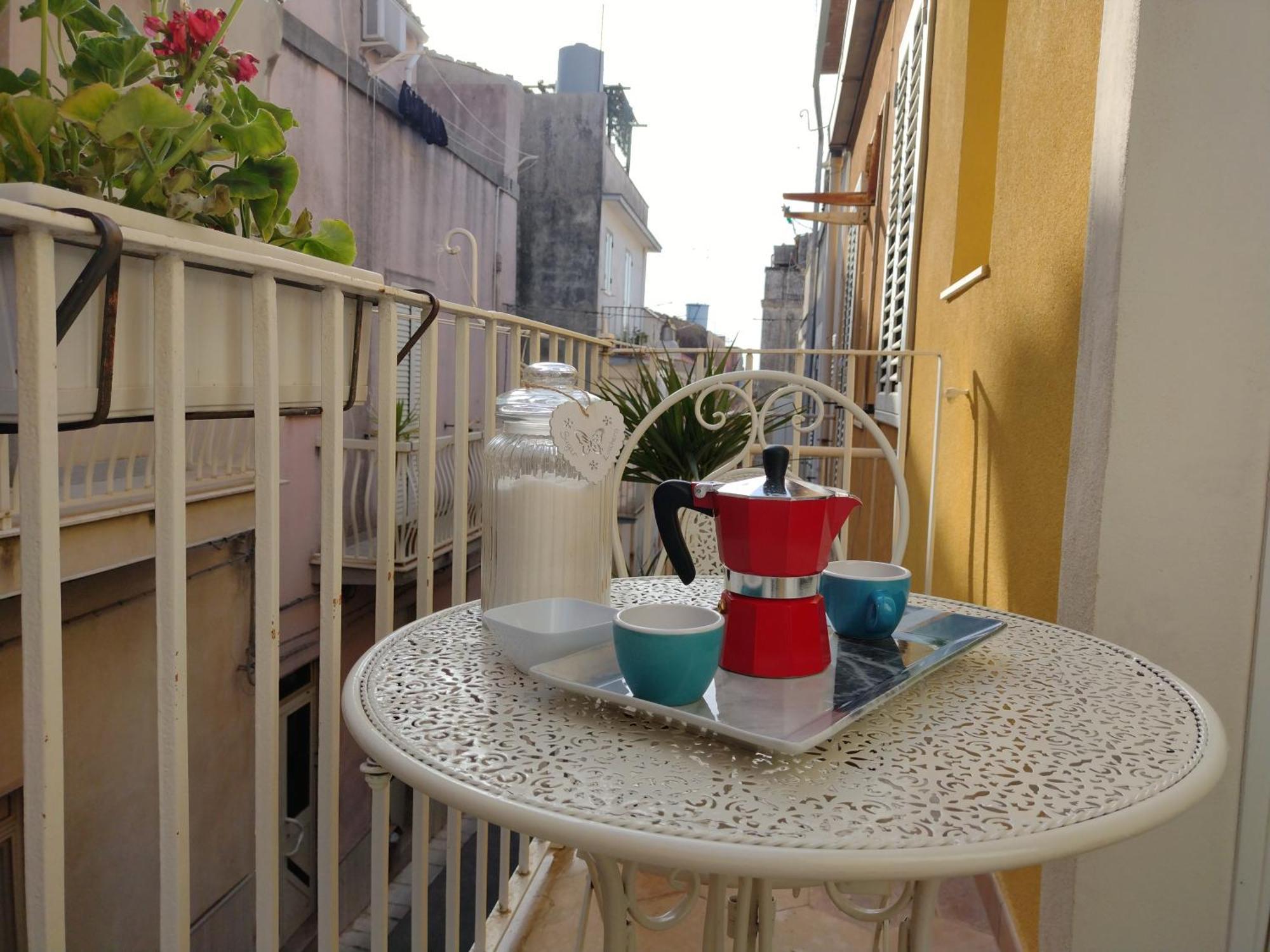 Ragusa Exclusive Flat With Terrace & Bbq Екстериор снимка